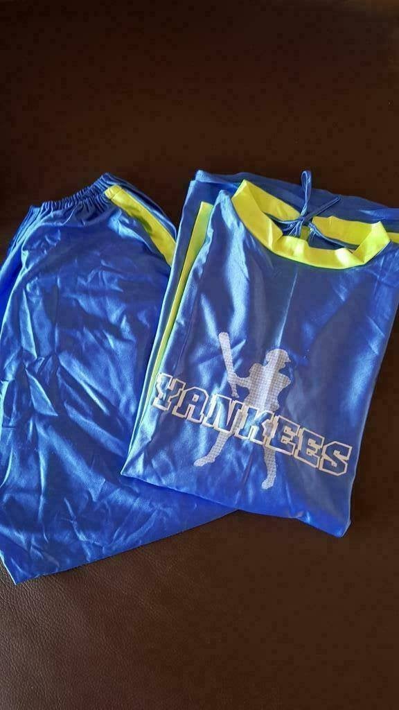 honkbalpak maat 56.!!, Carnaval, Maat 56/58 (XL), Ophalen of Verzenden, Zo goed als nieuw