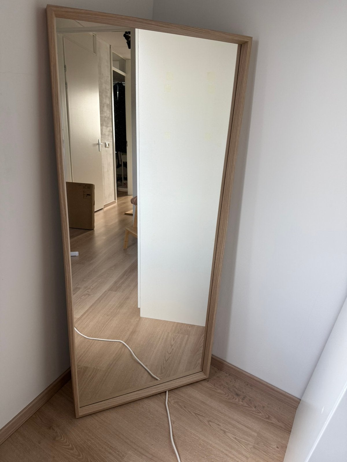 Ikea Nissedal spiegel, Huis en Inrichting, Woonaccessoires | Spiegels, Ophalen, Zo goed als nieuw, 75 tot 100 cm, 150 tot 200 cm