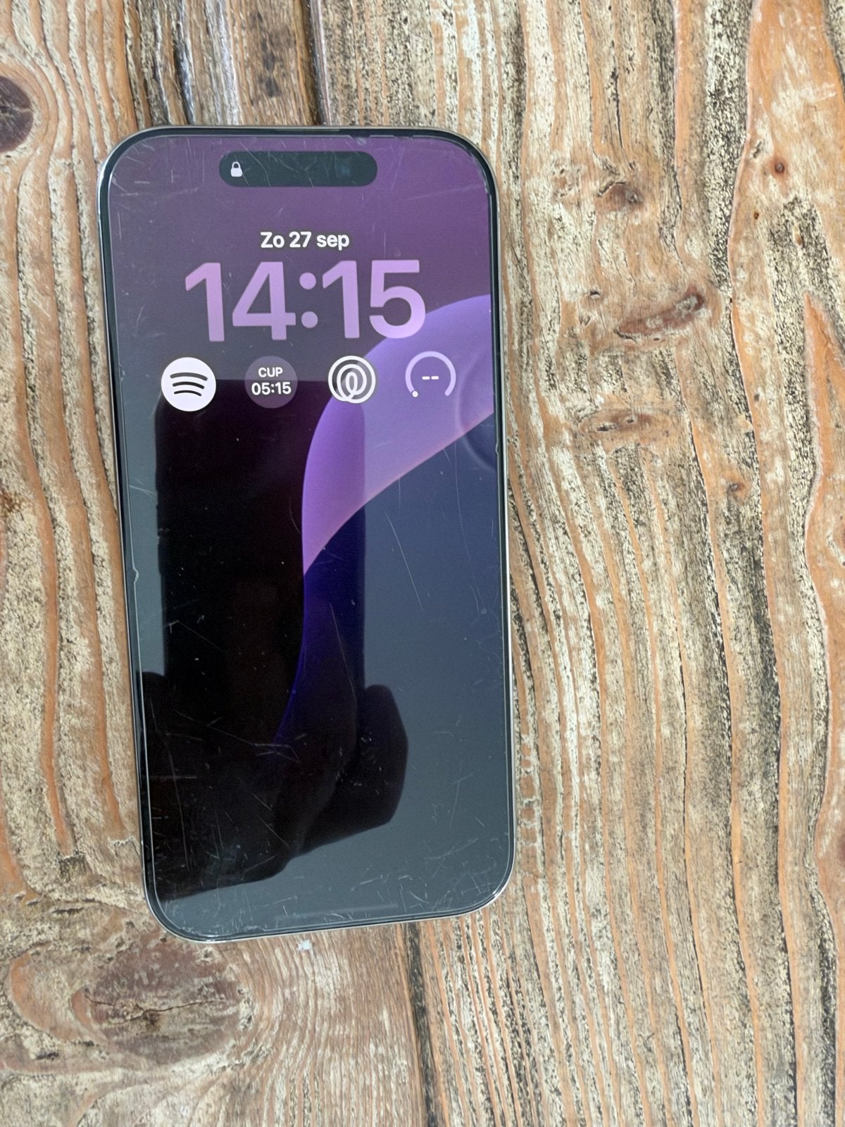 iPhone 16 Pro 128GB - Gebruikt met schade