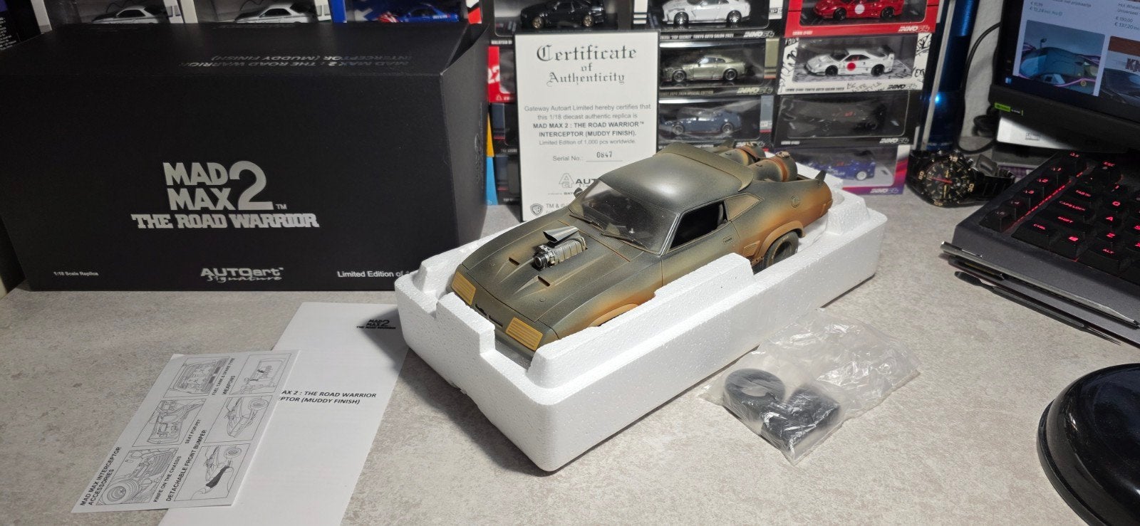 1:18 Mad Max 2 Ford Falcon XB interceptor muddy AutoArt, Ophalen of Verzenden, Zo goed als nieuw, Auto, Autoart