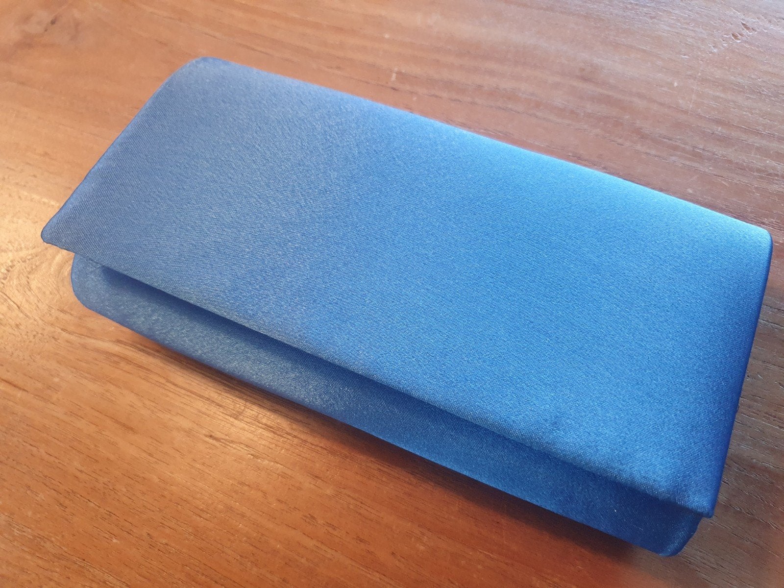 Bulaggi Avondtasje - Blauw Nieuw!!, Ophalen of Verzenden, Zo goed als nieuw, Blauw, Avondtasje