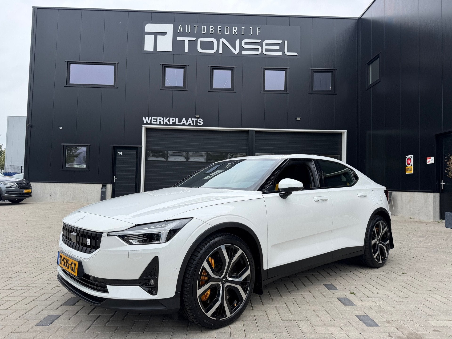Polestar 2 Long Range Dual Motor Launch Edition 78kWh Perfor, Auto's, Gebruikt, Zwart, Wit, Origineel Nederlands