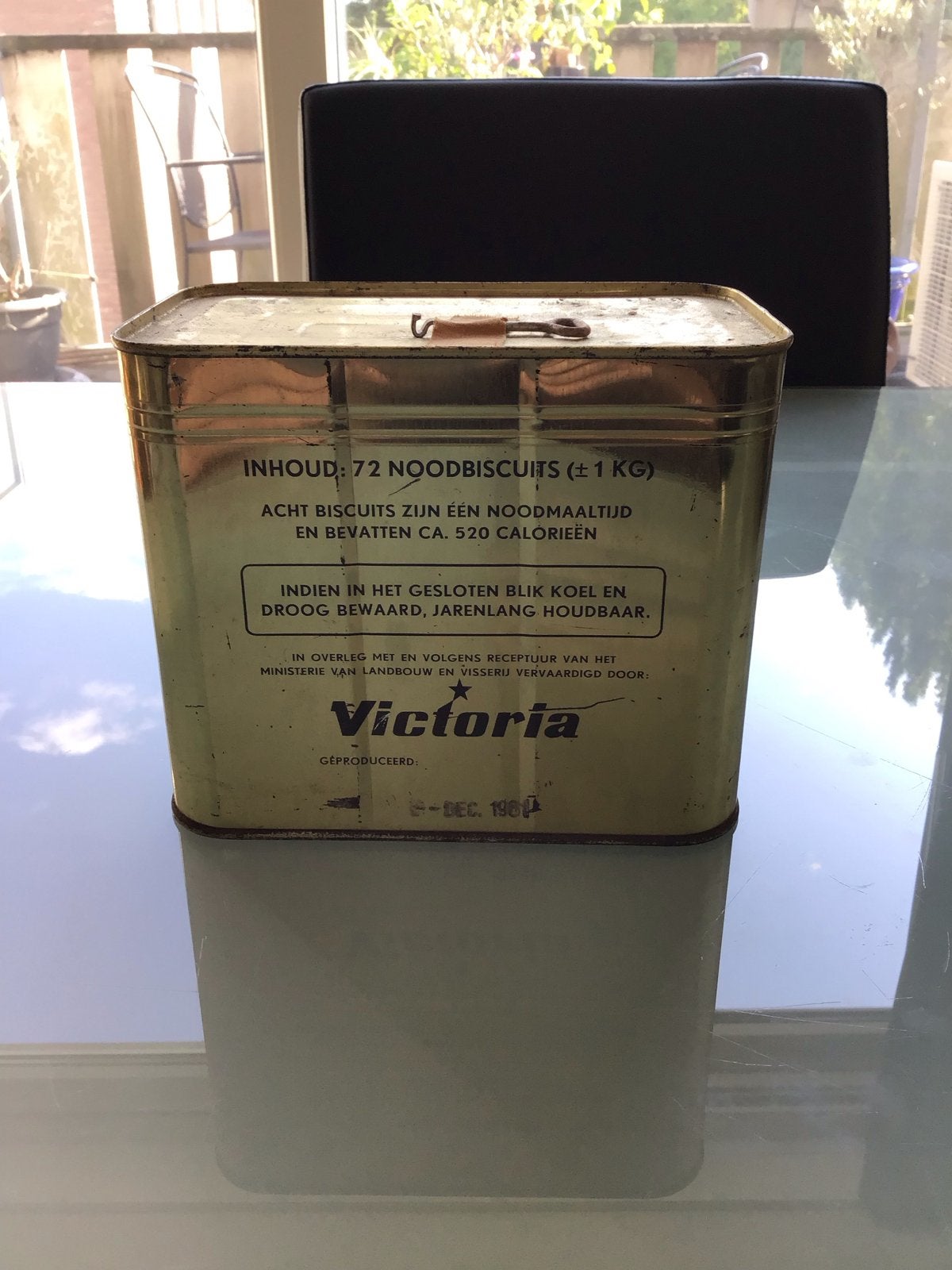 Vintage Victoria Noodbiscuit Blik (Dec. 1961), Ophalen of Verzenden