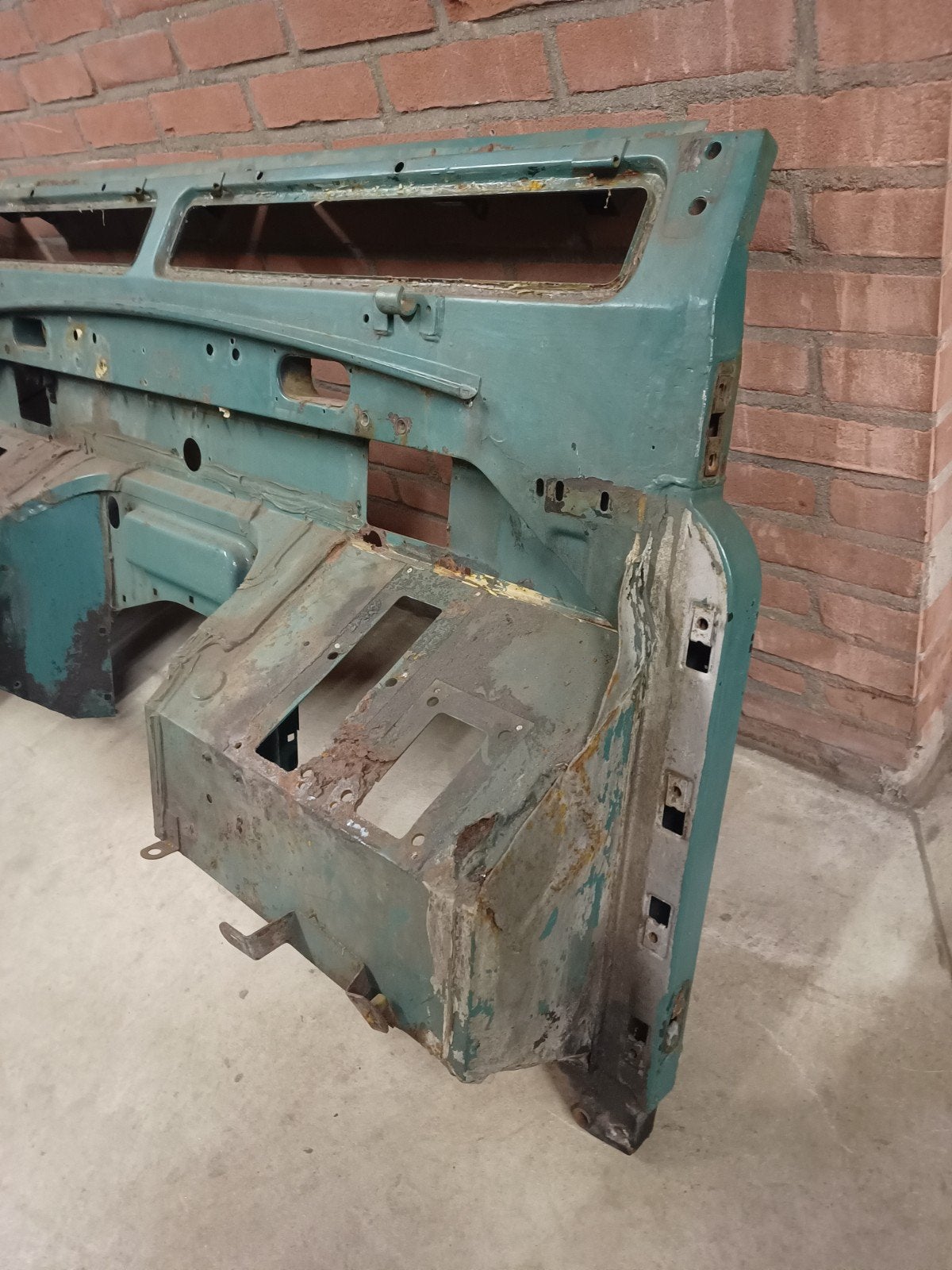 Gebruikt schutbord voor Land Rover Defender 1983, Ophalen, Voor, Spatbord, Gebruikt