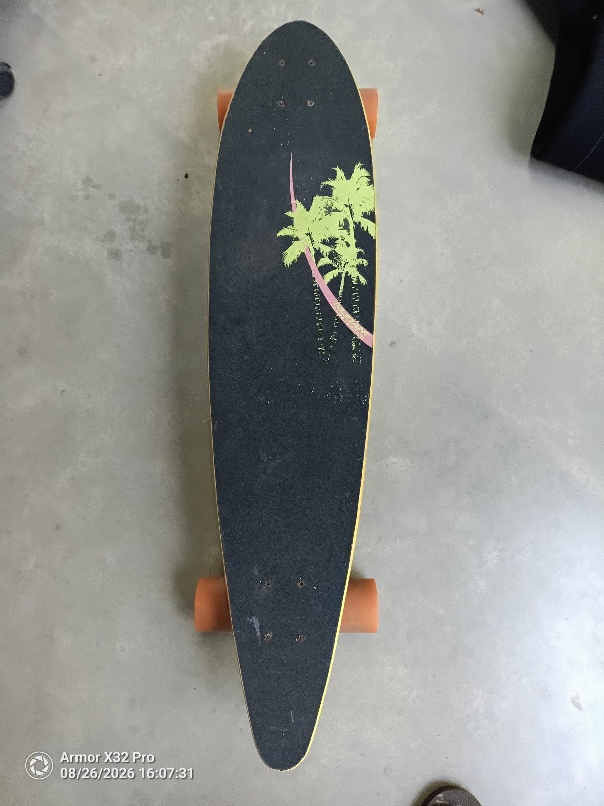 nijdam longboard pintail skateboard, Sport en Fitness, Ophalen of Verzenden, Zo goed als nieuw, Longboard