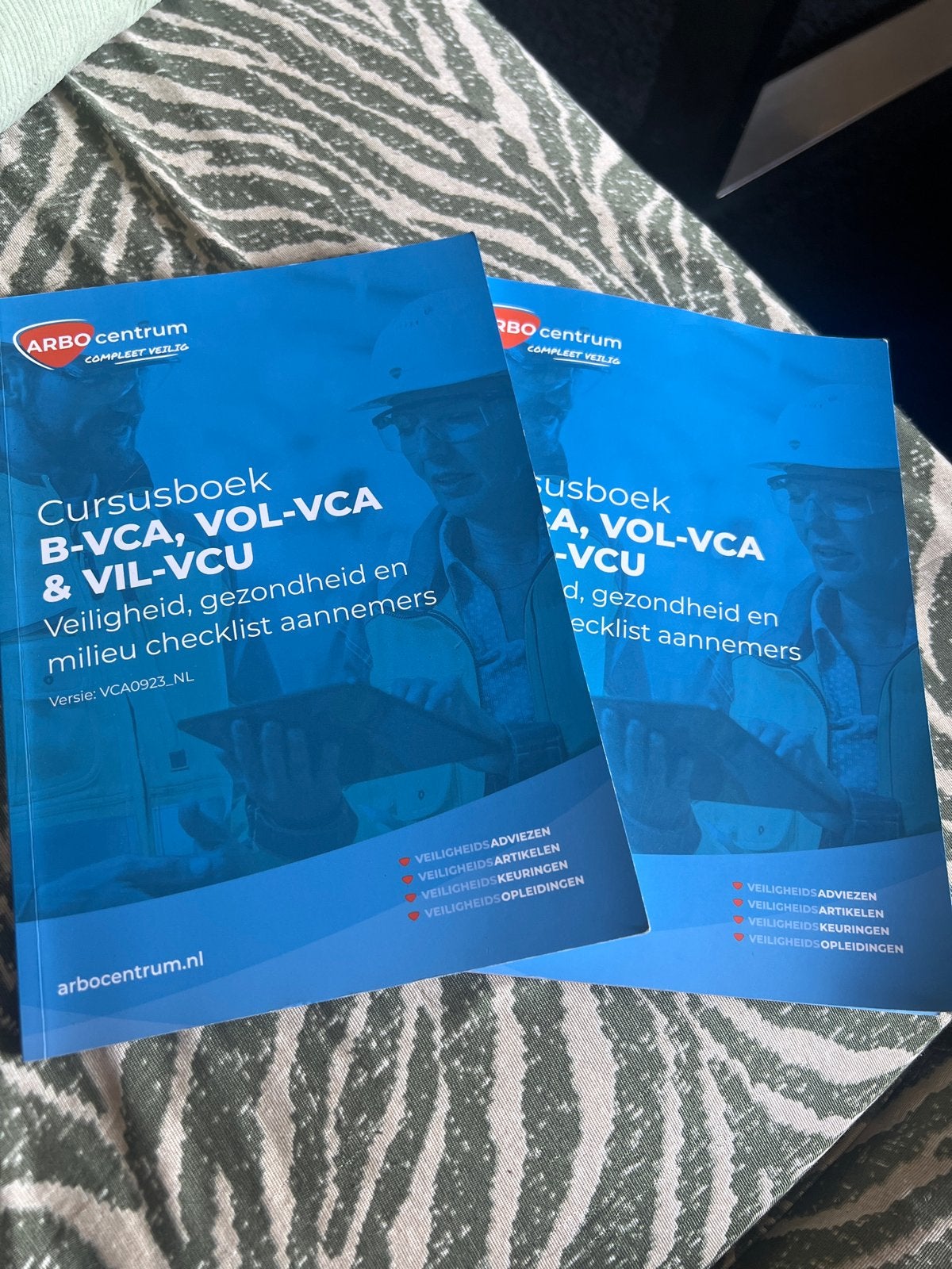 Cursusboek B-VCA, VOL-VCA & VIL-VCU (ARBO centrum), Ophalen of Verzenden, Gamma, Nieuw, Overige niveaus