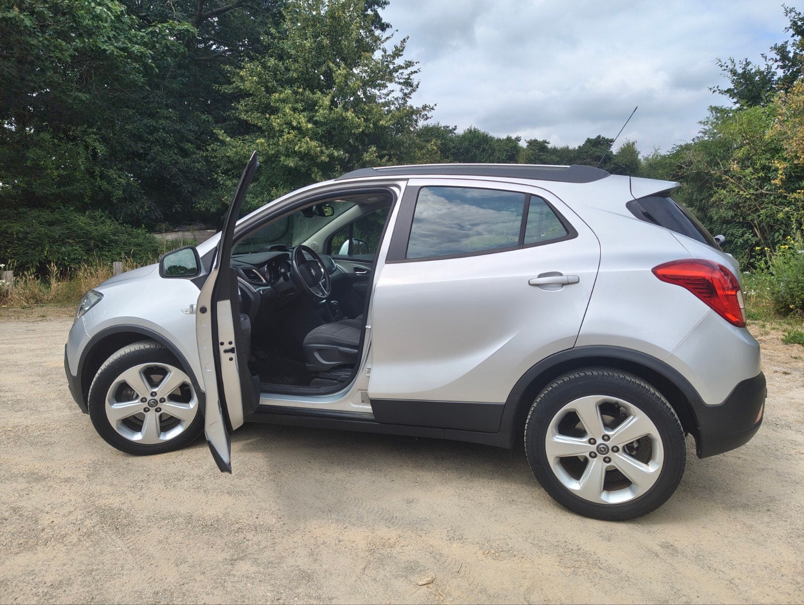 Opel Mokka 1.6 85KW 2013 Grijs, Voorwielaandrijving, 15 km/l, 4 cilinders, Handgeschakeld
