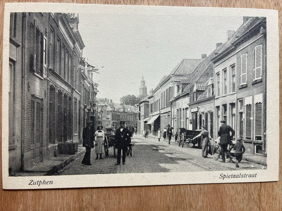 Oude Ansichtkaart Zutphen - Spietaalstraat, Ophalen of Verzenden, 1920 tot 1940, Ongelopen, Gelderland