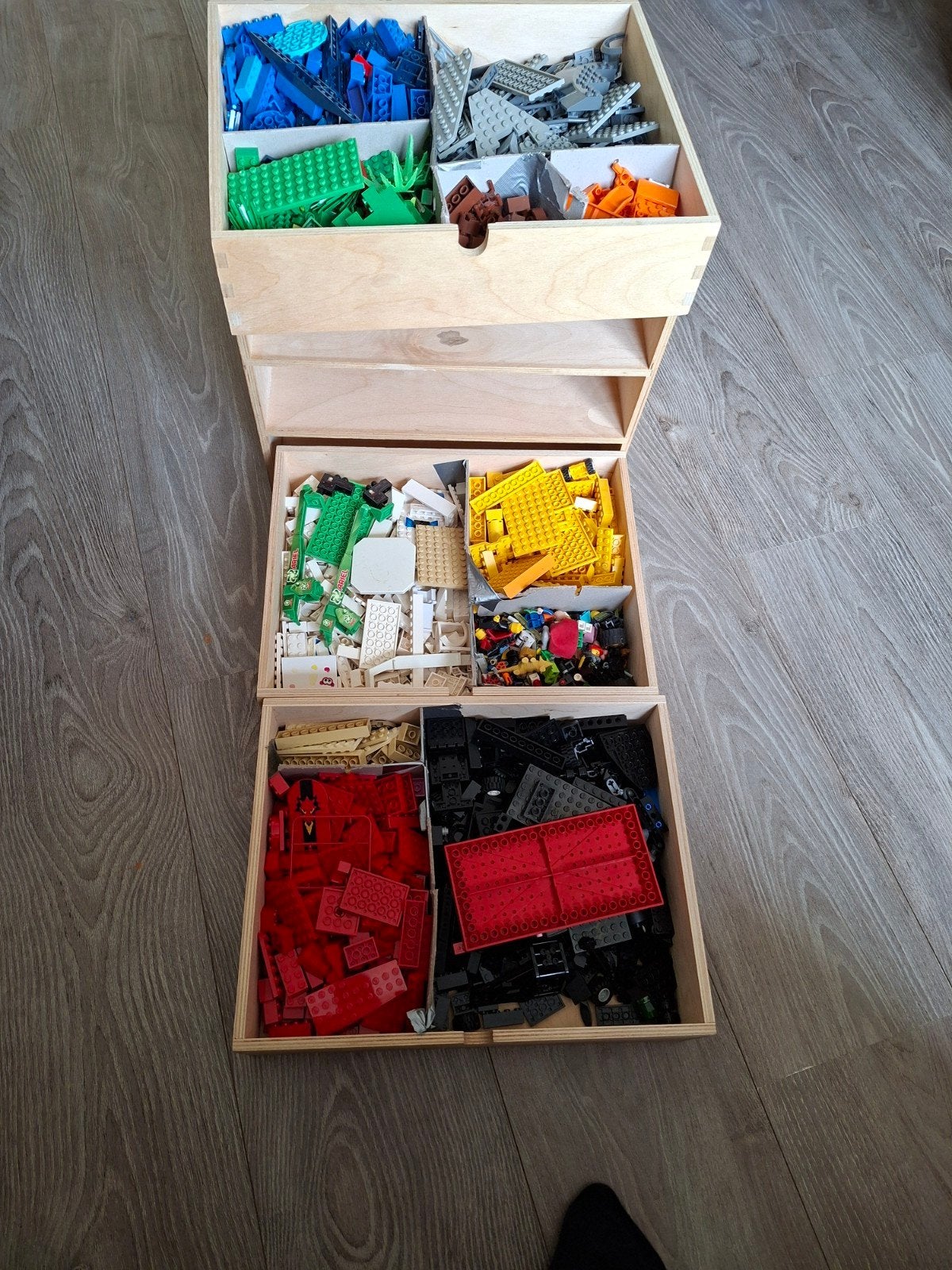 Houten ladekast met diverse Lego stenen, Ophalen, Gebruikt, Inclusief extra onderdelen, Lego