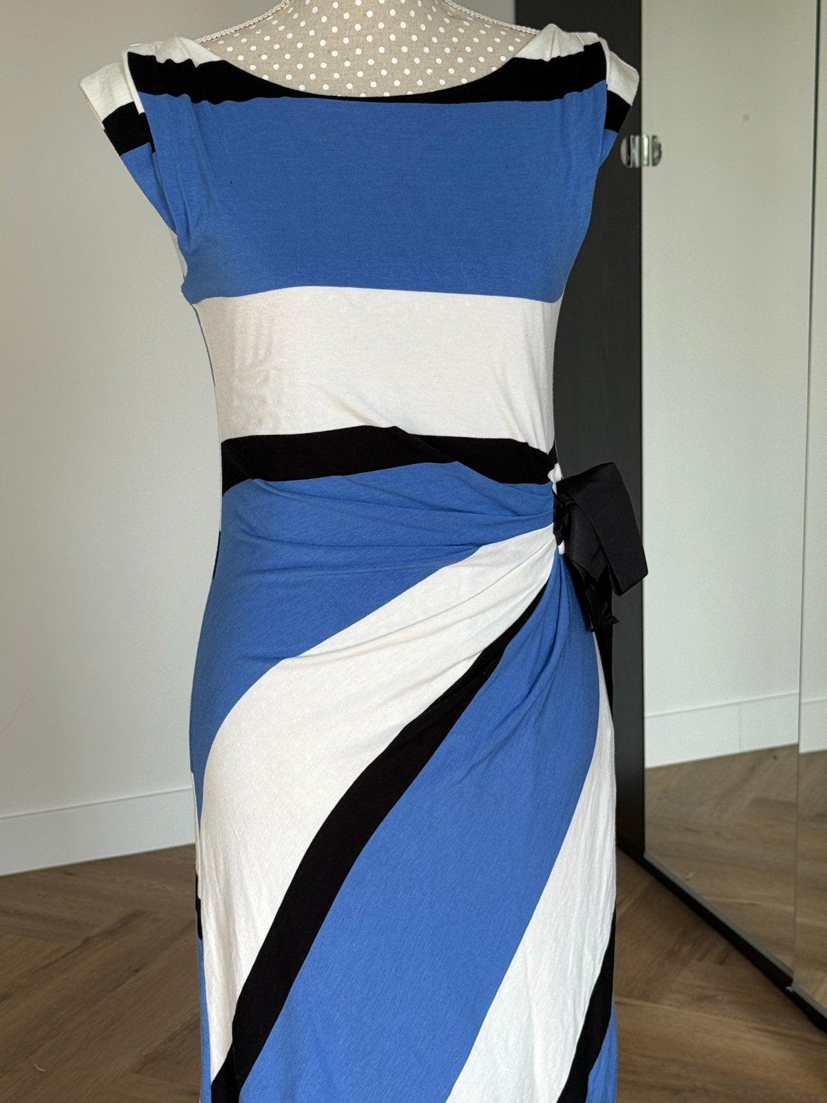 SINEQUANONE Dames Jurk - Blauw, Wit, Zwart Gestreept, Kleding | Dames, Blauw, Ophalen of Verzenden, Zo goed als nieuw, Knielengte