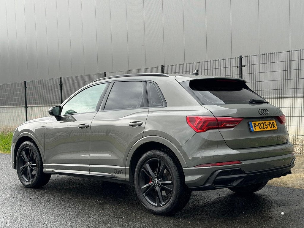 Audi Q3 35 TFSI edition one S-Line|TREKH|CAMERA|NAVI|VIRTUAL, Auto's, Euro 6, 4 cilinders, 150 pk, Leder