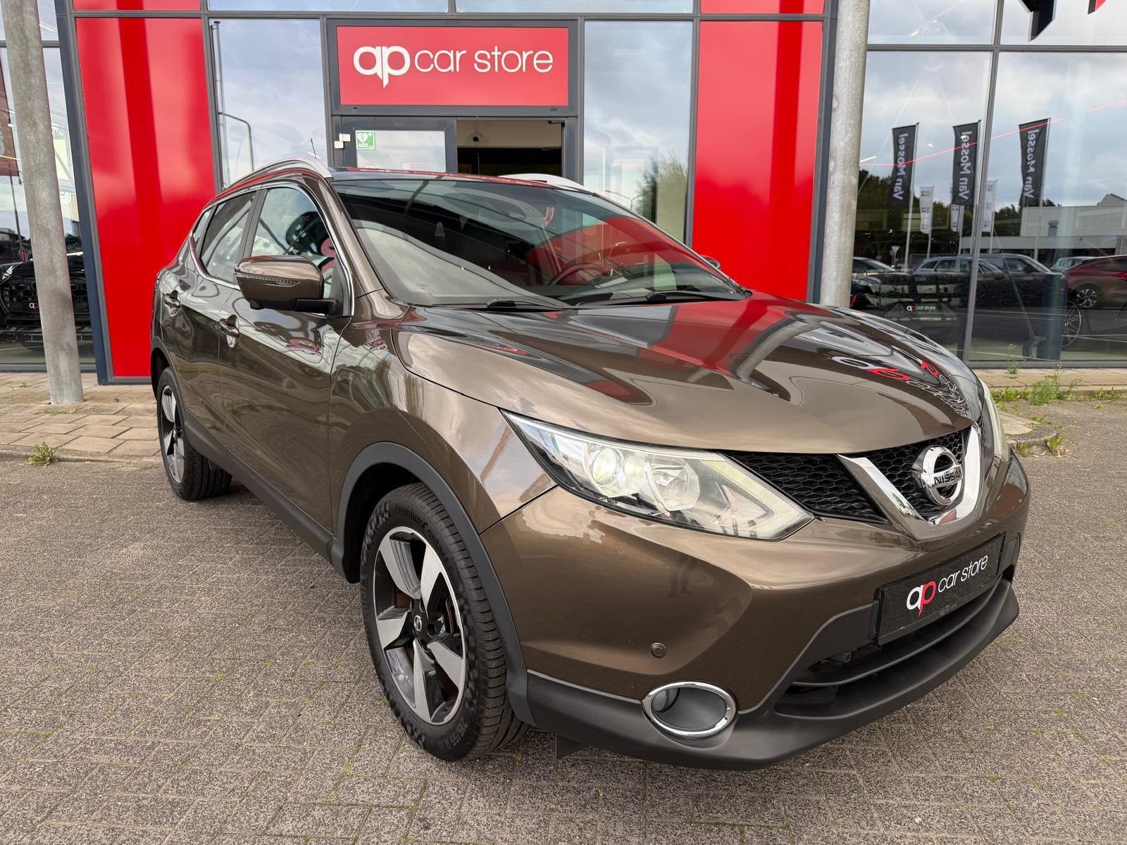 Nissan Qashqai 1.2 N-Vision Panorama / 360 Camera, Panorama,, Gebruikt, 4 cilinders, Bruin, 116 pk