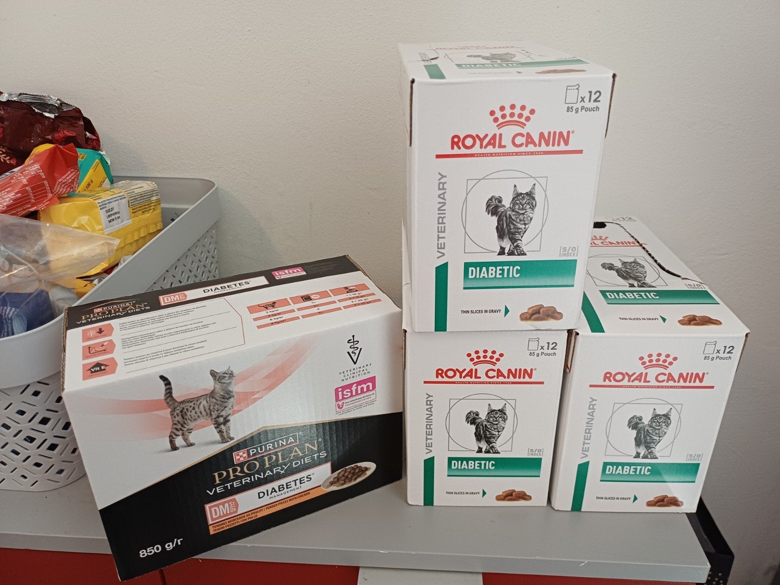 3 dozen met royal canin diabetic 1 purina, Ophalen of Verzenden, Kat
