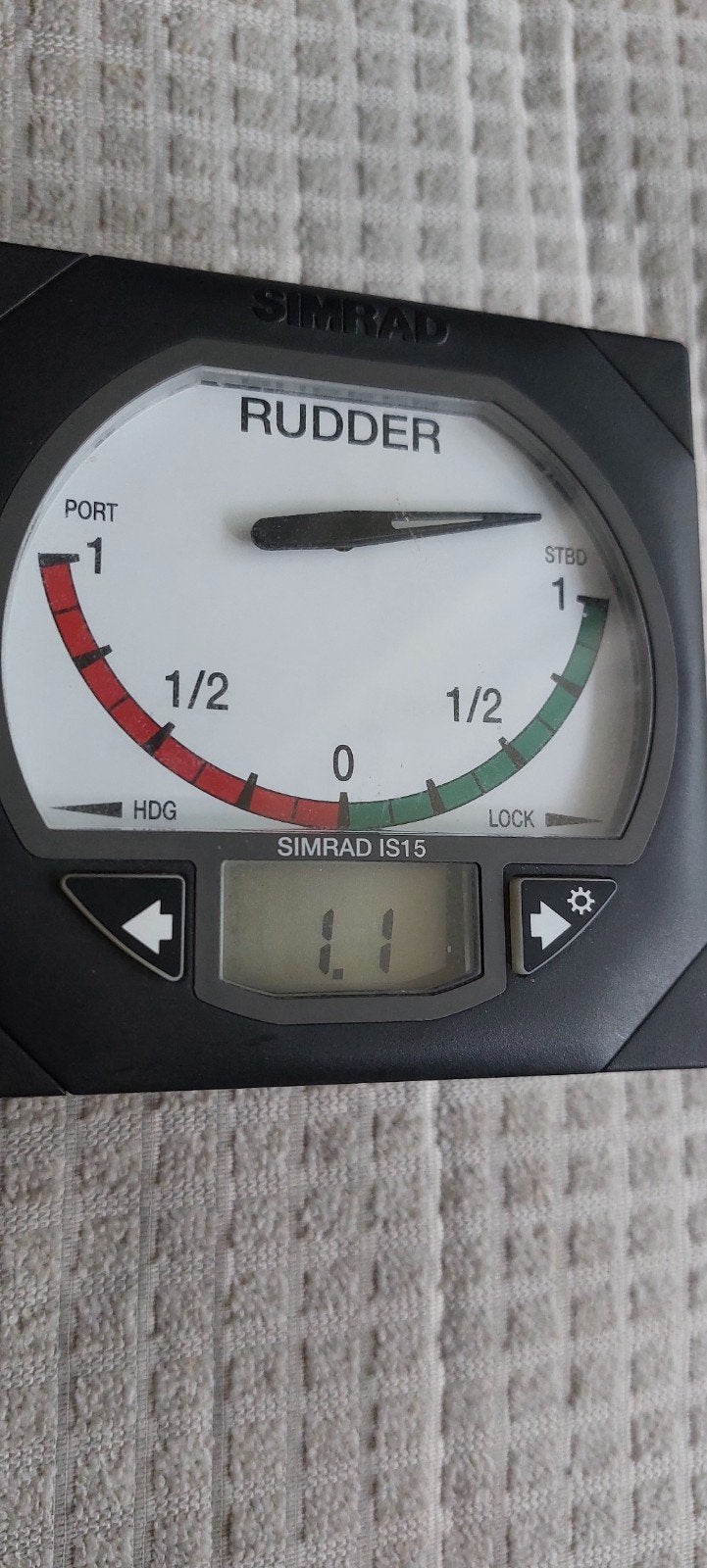 Simrad IS15 RUDDER Display instrument., Ophalen of Verzenden, Zo goed als nieuw, Gps of Kompas