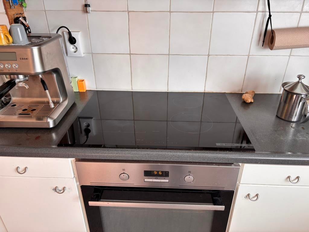 Inductiekookplaat Bosch, Ophalen, 4 kookzones, Zo goed als nieuw, Inbouw