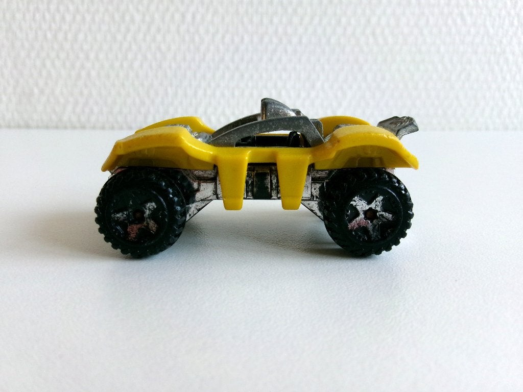 Spider Rider geel 1:64 Hot Wheels (geen ovp), Ophalen of Verzenden, Gebruikt, Auto