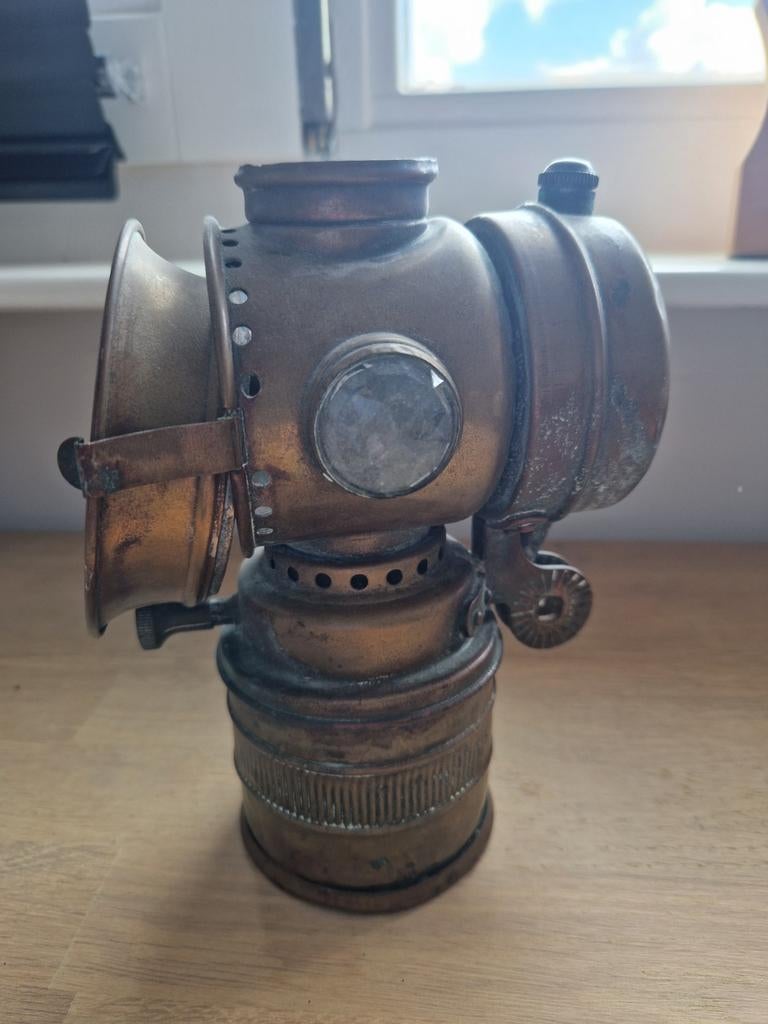 Antieke fietslamp Carbid, Ophalen