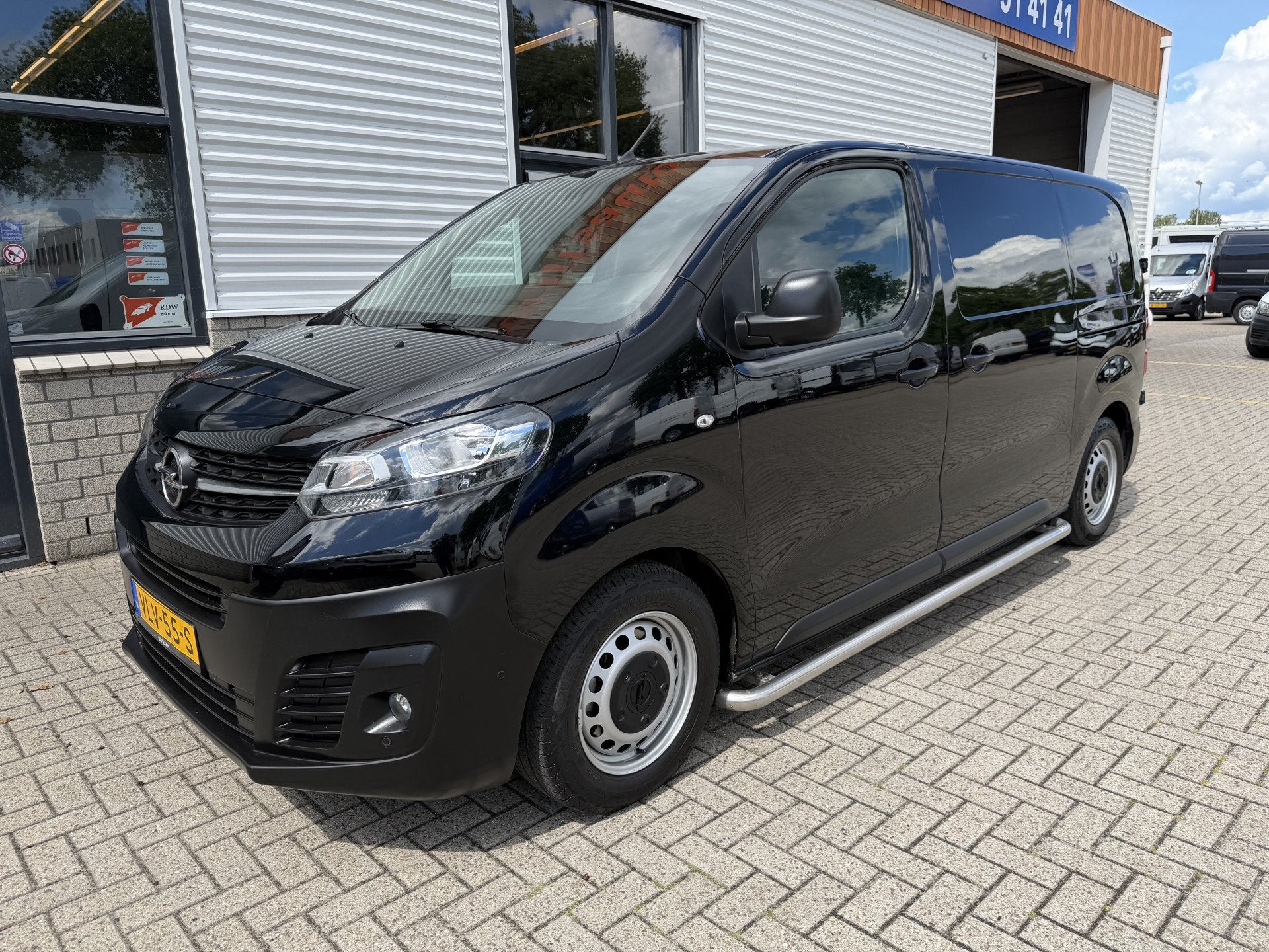 Opel Vivaro 1.5 CDTI L2H1 Selection / vaste prijs rijklaar, Voorwielaandrijving, 4 cilinders, Met garantie (alle), Leder en Stof