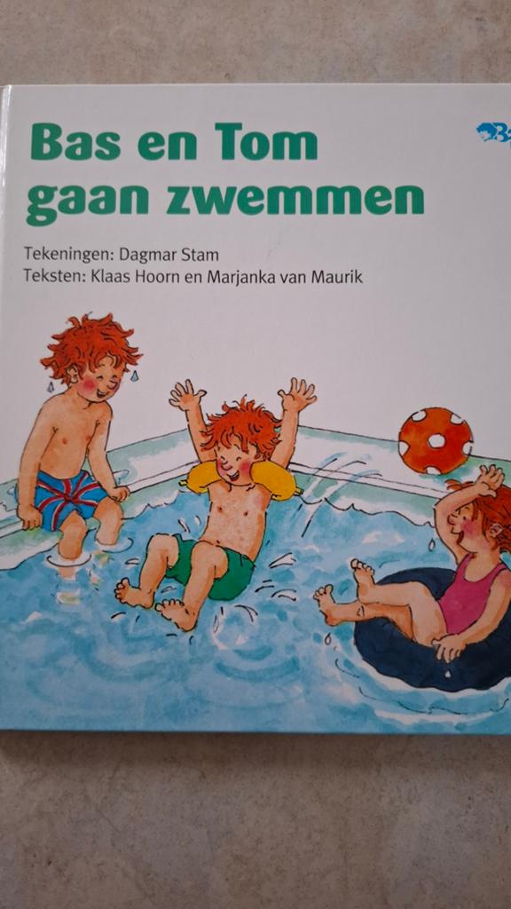 Marjanka van Maurik - Bas en Tom gaan zwemmen, Ophalen of Verzenden, Nieuw, Marjanka van Maurik; Klaas Hoorn, Prentenboek