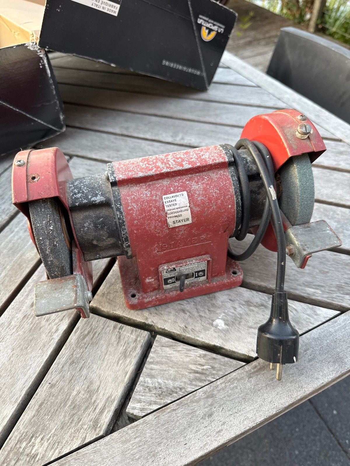 Stayer Werkbankslijpmachine - Gebruikt maar functioneel, Ophalen, Gebruikt, Minder dan 700 watt, Werkbankslijpmachine
