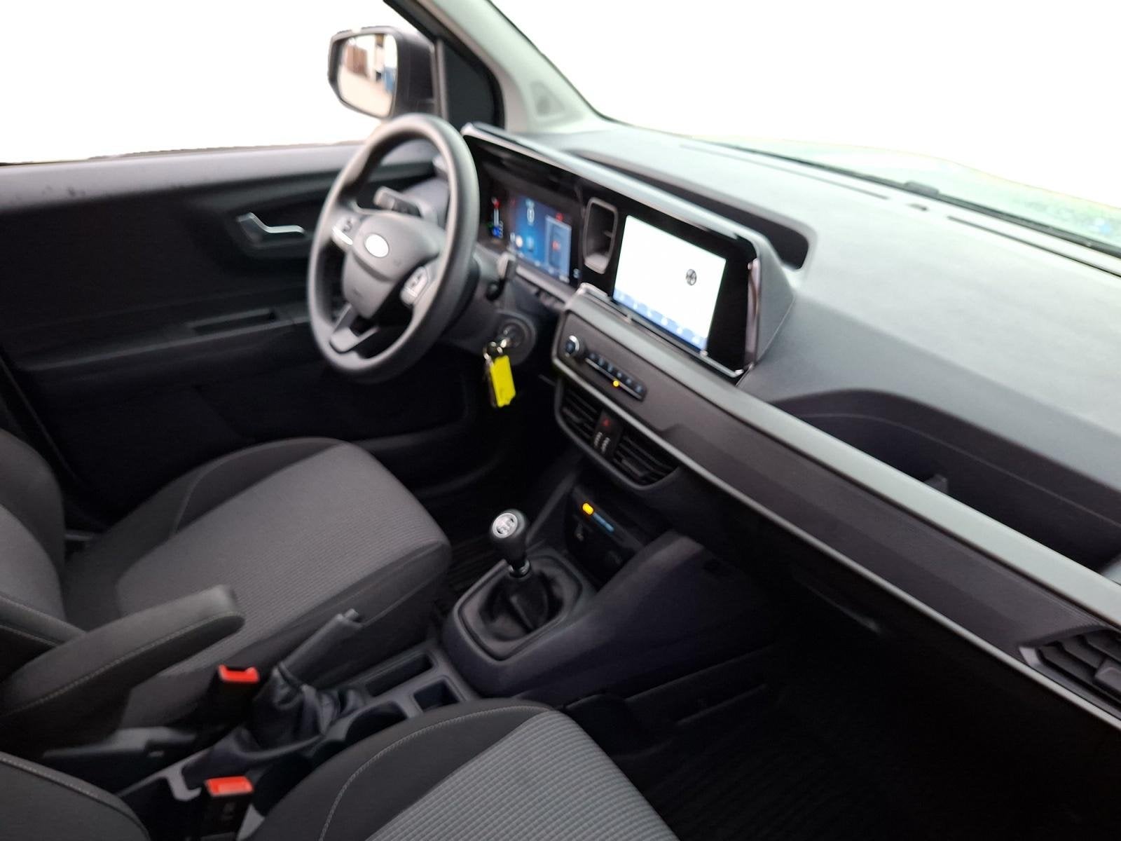 Ford Transit Courier 1.0 EcoBoost Trend 100 pk handgeschakel, Auto's, Voorwielaandrijving, Gebruikt, Euro 6, Met garantie (alle)