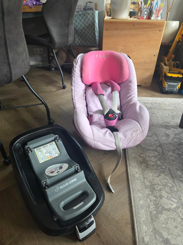 Maxi cosi Pearl met IsoFix (family Fix) base., Kinderen en Baby's, Autostoeltjes, Gebruikt, Maxi-Cosi, 9 t/m 18 kg, Isofix, Ophalen