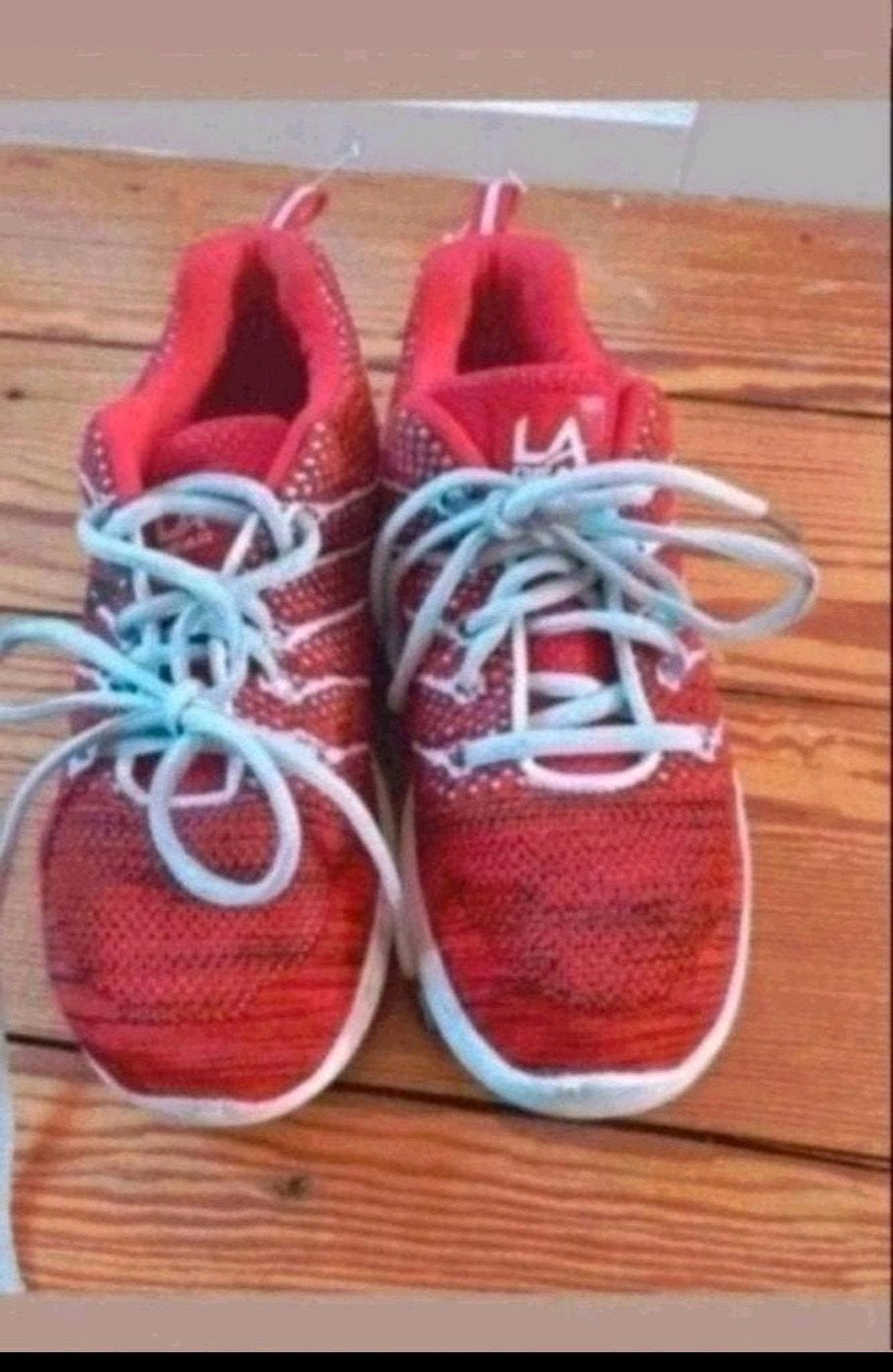 L.A. Gear schoenen, Ophalen of Verzenden, Rood, Sneakers of Gympen, Zo goed als nieuw