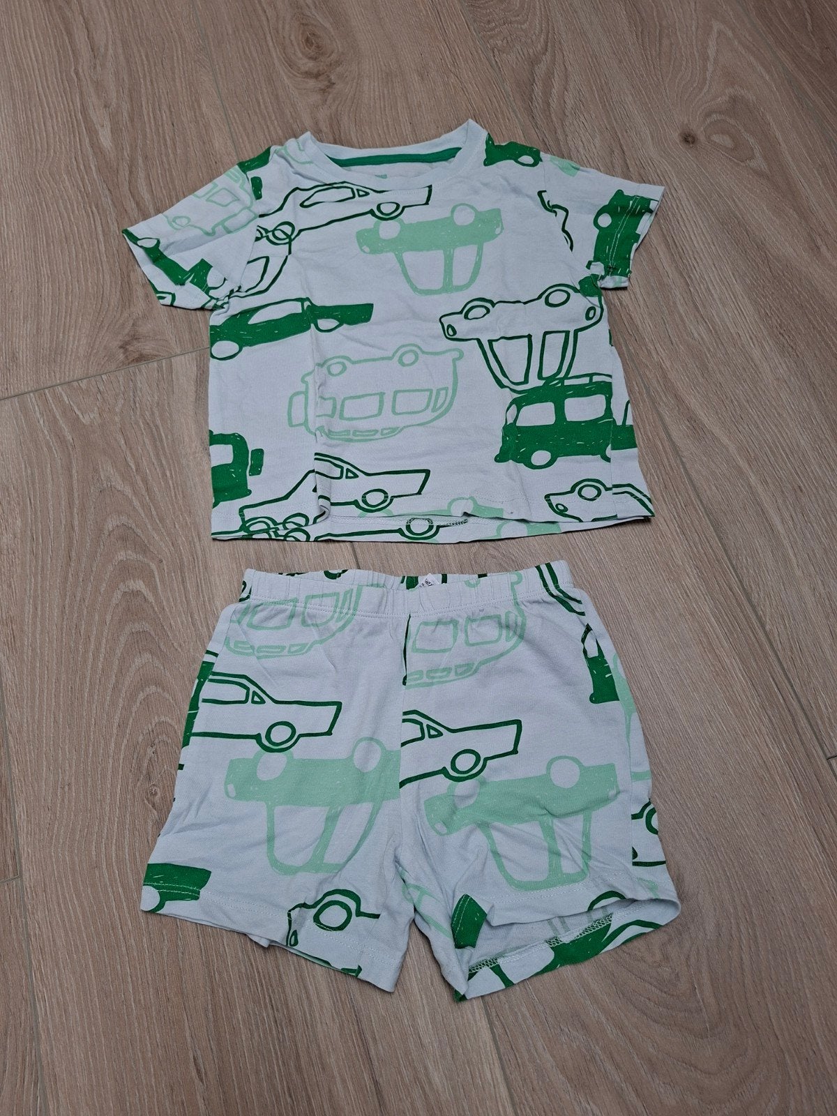 Groene print pyama / shortama Hema - maat 98/104, Nacht- of Onderkleding, Ophalen of Verzenden, Zo goed als nieuw, Hema