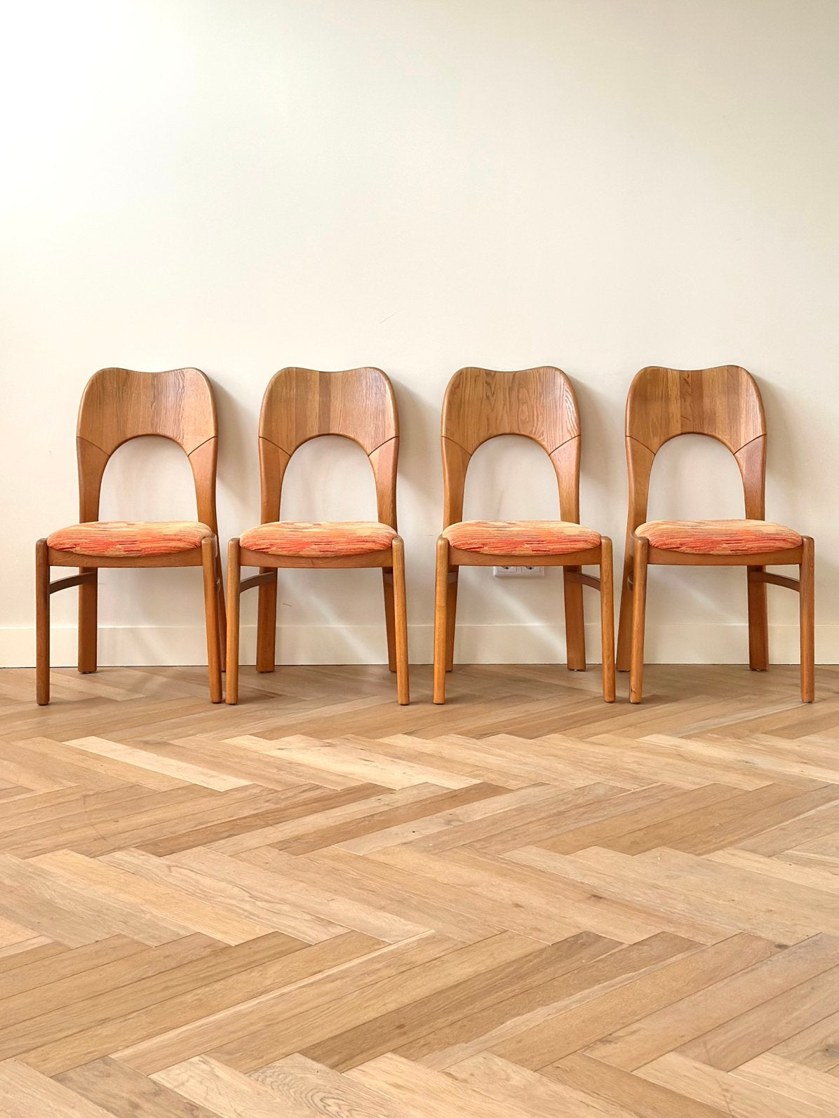 set 4 vintage stoelen Deens jaren 50/60 Nils Koefoed stijl, Huis en Inrichting, Stoelen, Ophalen, Gebruikt, Overige kleuren, Vier