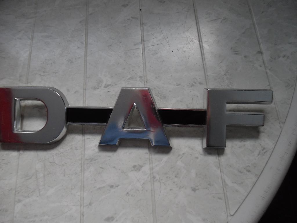 DAF embleem +/- 25 cm groot is nooit gemonteerd geweest, Auto-onderdelen, Ophalen of Verzenden, Nieuw, DAF, Klein materiaal