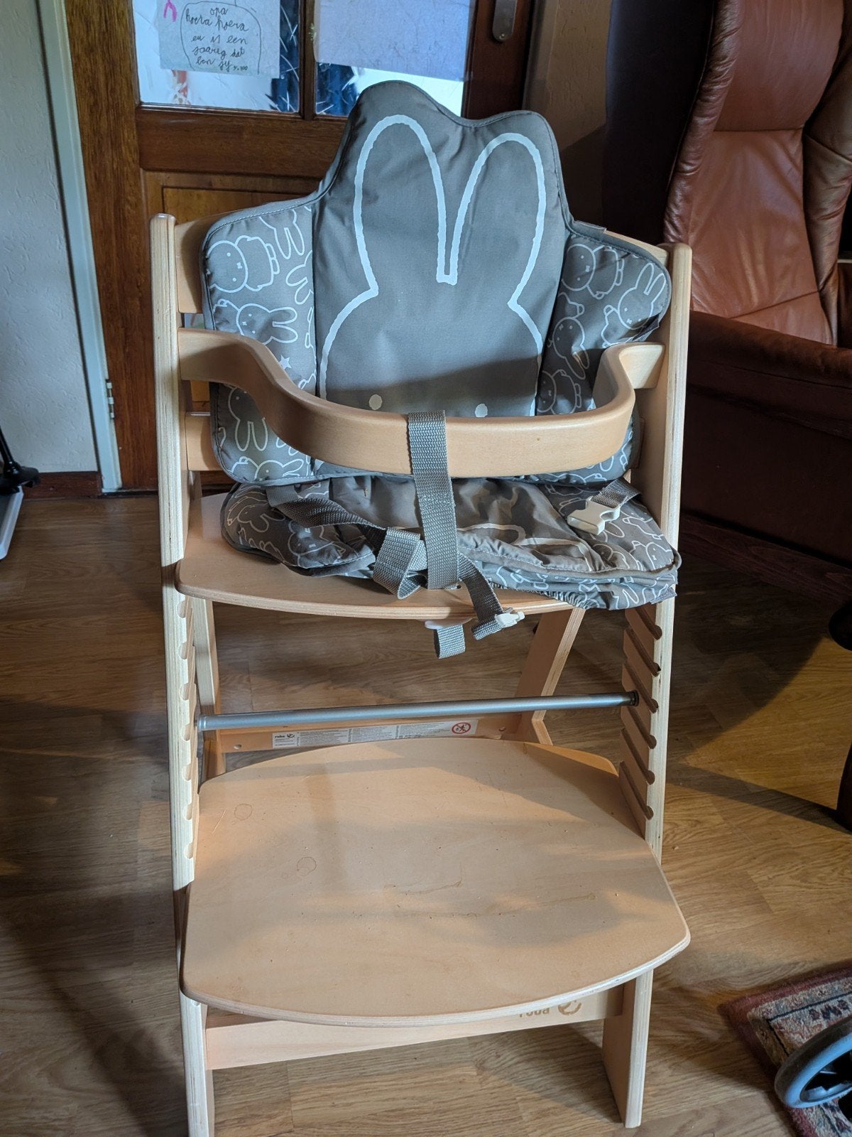 Te koop nieuwe kinderstoel . Massief hout. Roba., Ophalen, Zo goed als nieuw, Overige typen
