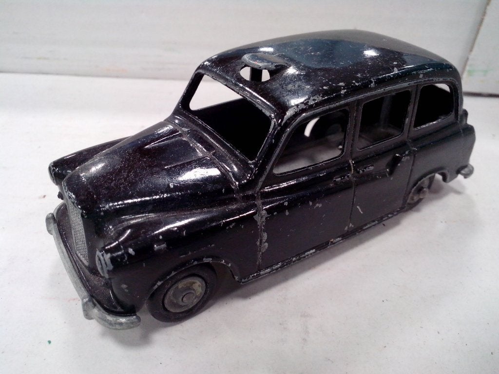 2x Austin TX London Taxi - Budgie H.Seener Corgi + Lone Star, Ophalen of Verzenden, Gebruikt, Auto, Corgi