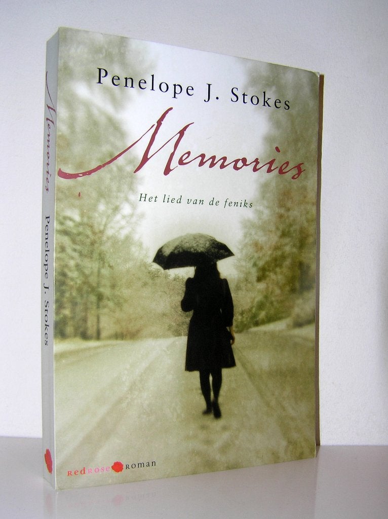 Penelope J. Stokes - Memories - Het lied van de feniks, Ophalen of Verzenden, Zo goed als nieuw