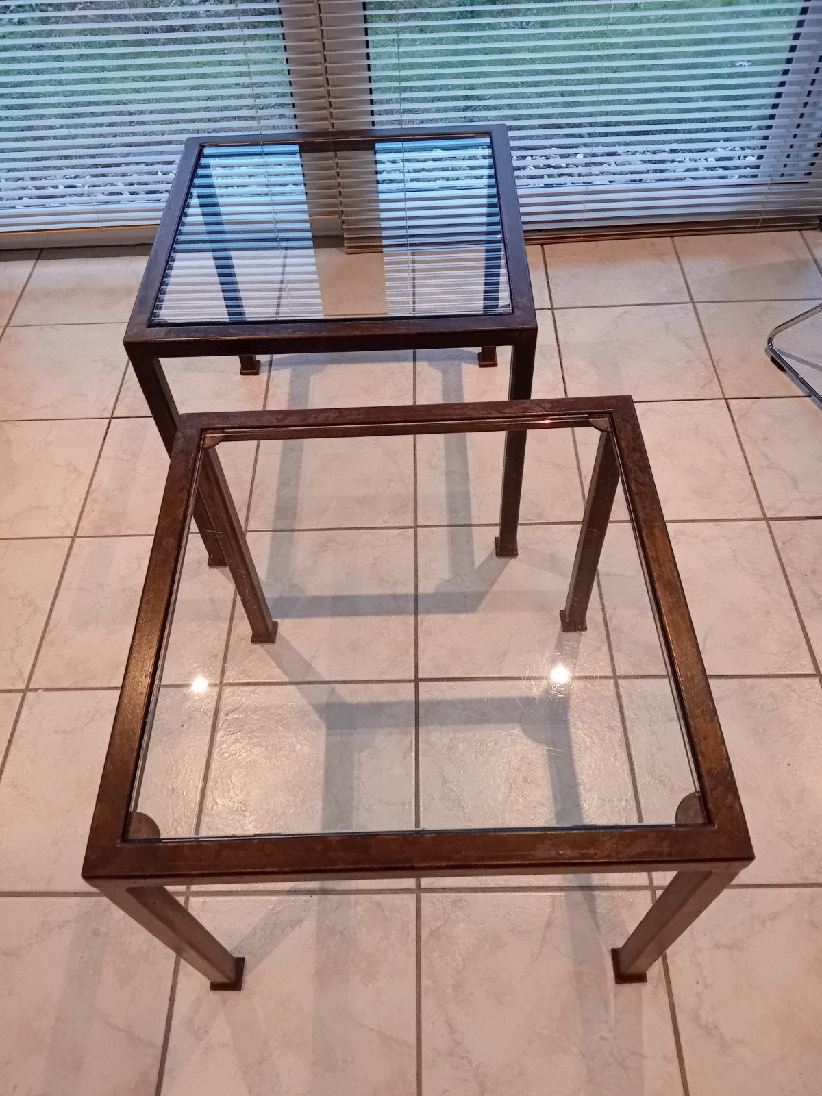 Bijzettafels, Huis en Inrichting, Tafels | Bijzettafels, Minder dan 55 cm, Metaal of Aluminium, Rond, Ophalen