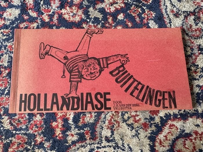 Hollandiase Buitelingen. J.H. van den Berg., Boeken, Ophalen of Verzenden, 20e eeuw of later, Zo goed als nieuw