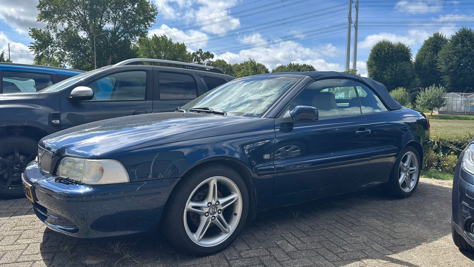 Volvo C70 2.4 T Cabrio AUT NIEUW INTERIEUR LIEFHEBBERSAUTO, C70, Beige, 2435 cc, Particulier