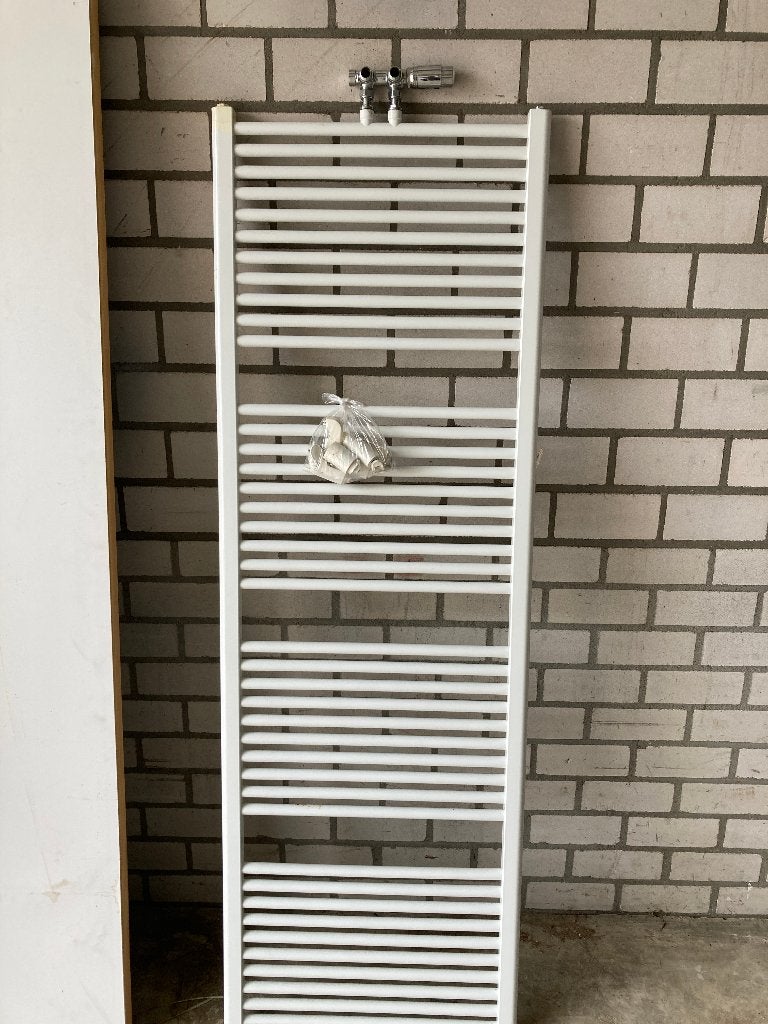 badkamer design radiator   60 x 180 cm met termostaatkraan, Ophalen, Hoog rendement (Hr), Radiator, 60 tot 150 cm