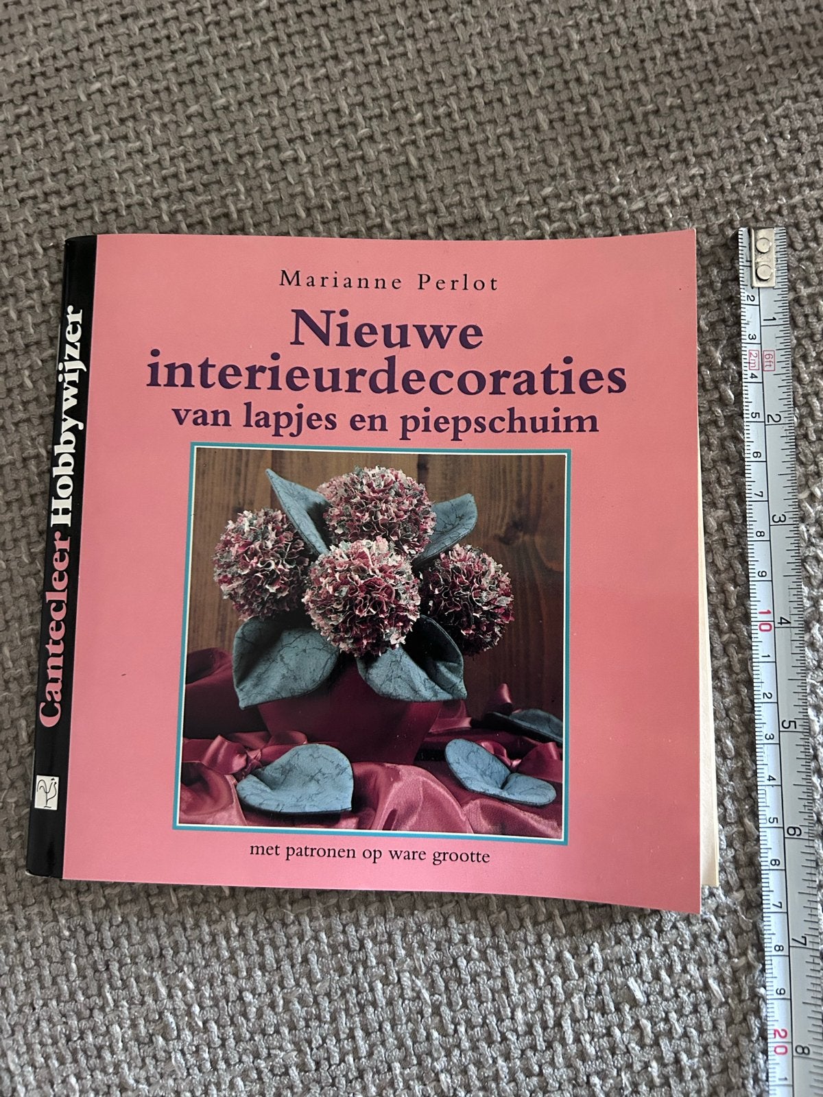 interieurdecoraties van lapjes piepschuim knutselen, Ophalen of Verzenden, Gelezen, Scrapbooking en Knutselen