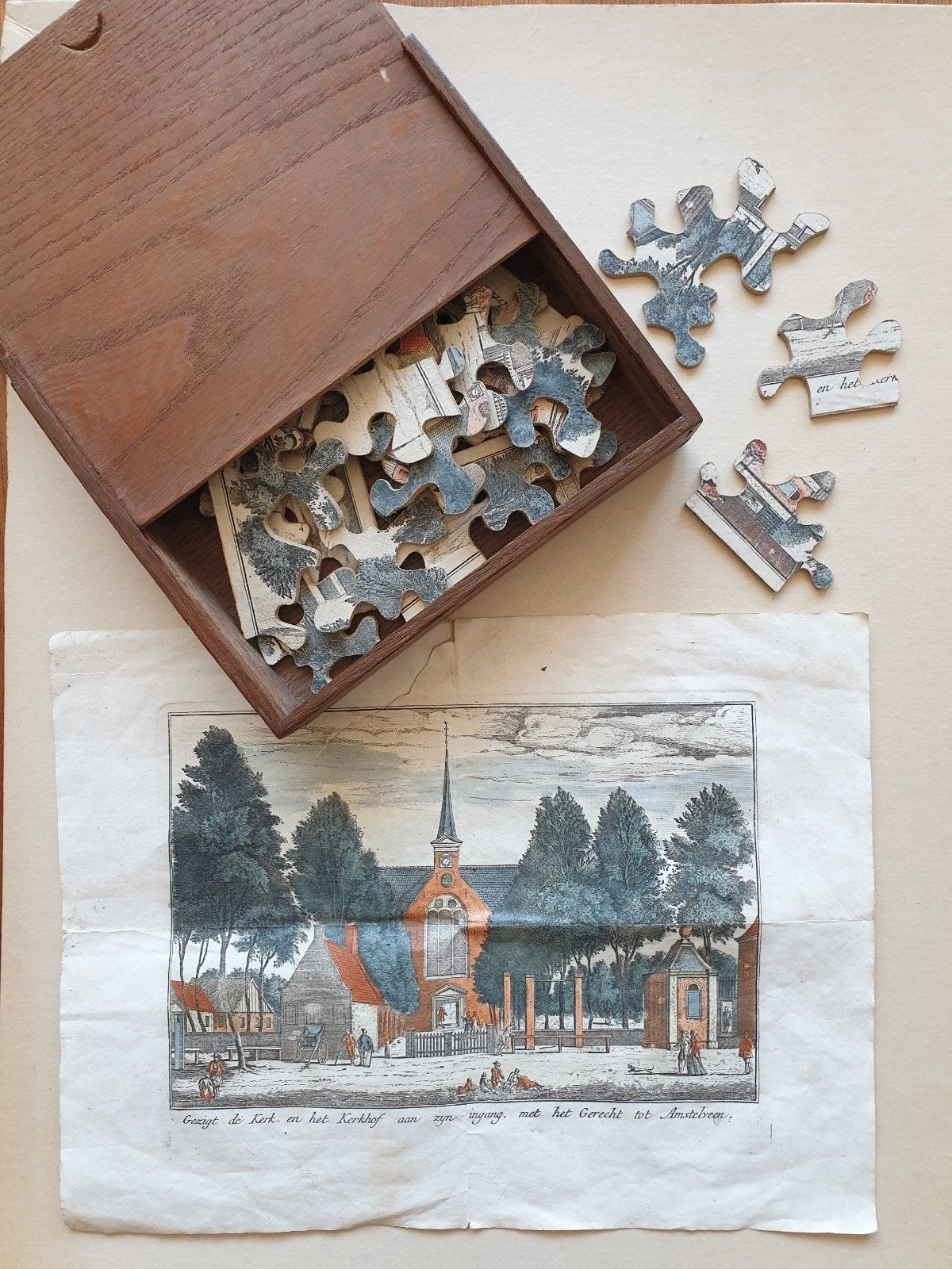 Antieke Puzzel met 19e-eeuwse Litho - Amstelveen, Ophalen of Verzenden, Architectuur, Handgekleurd, 1800 - 1899