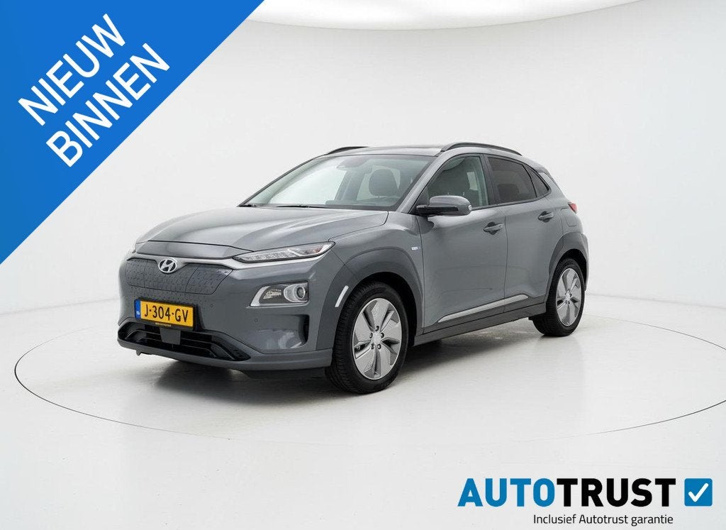 Hyundai Kona EV Premium 64 kWh SCHUIF/KANTEL SOH 100%, Auto's, Hyundai, Gebruikt, 64 kWh, 575 min, SUV of Terreinwagen