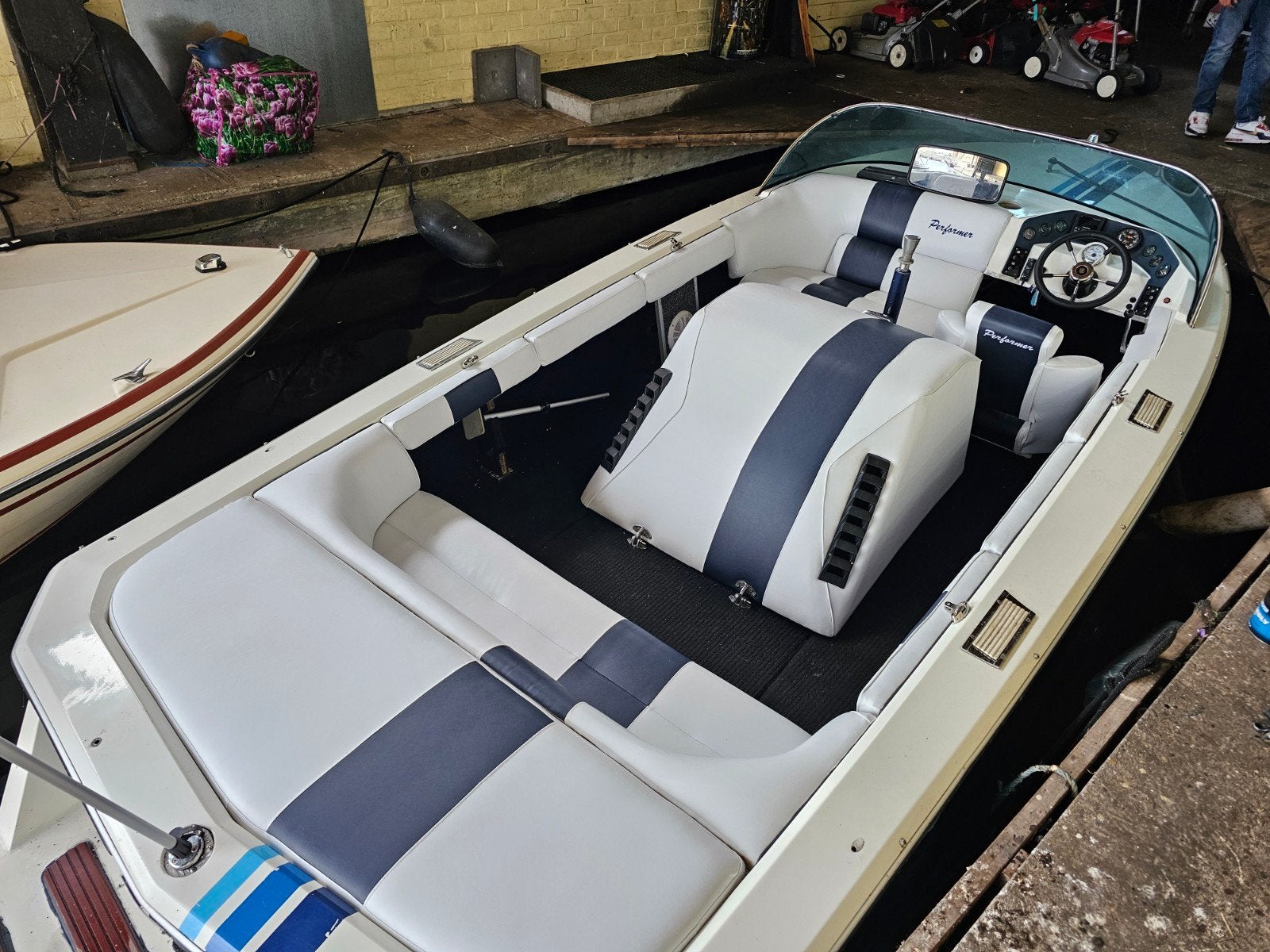 Performer 575 skiboot ford 351 winsor, Watersport en Boten, Speedboten, Ophalen