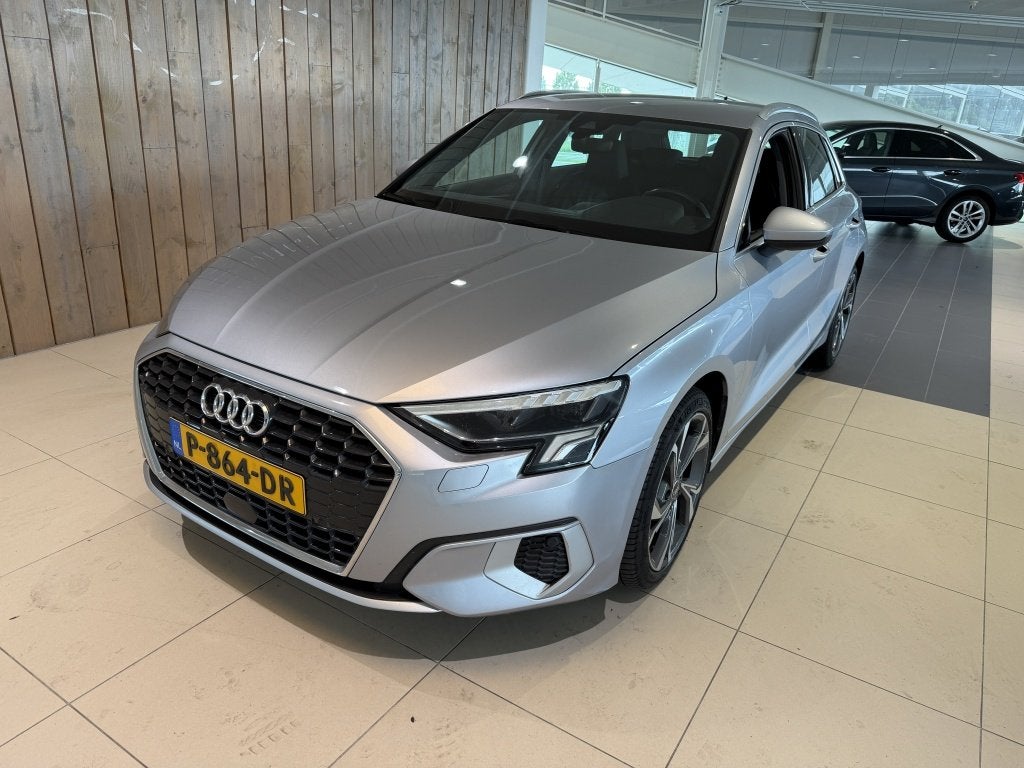Audi A3 Sportback 30 TFSI Adv edition (bj 2022, automaat), Auto's, Audi, Automaat, Gebruikt, Euro 6, Origineel Nederlands