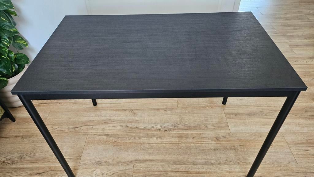 Ikea Sandsberg tafel 110x67 - Zwart, 100 tot 150 cm, Zo goed als nieuw, Vier personen, Rechthoekig