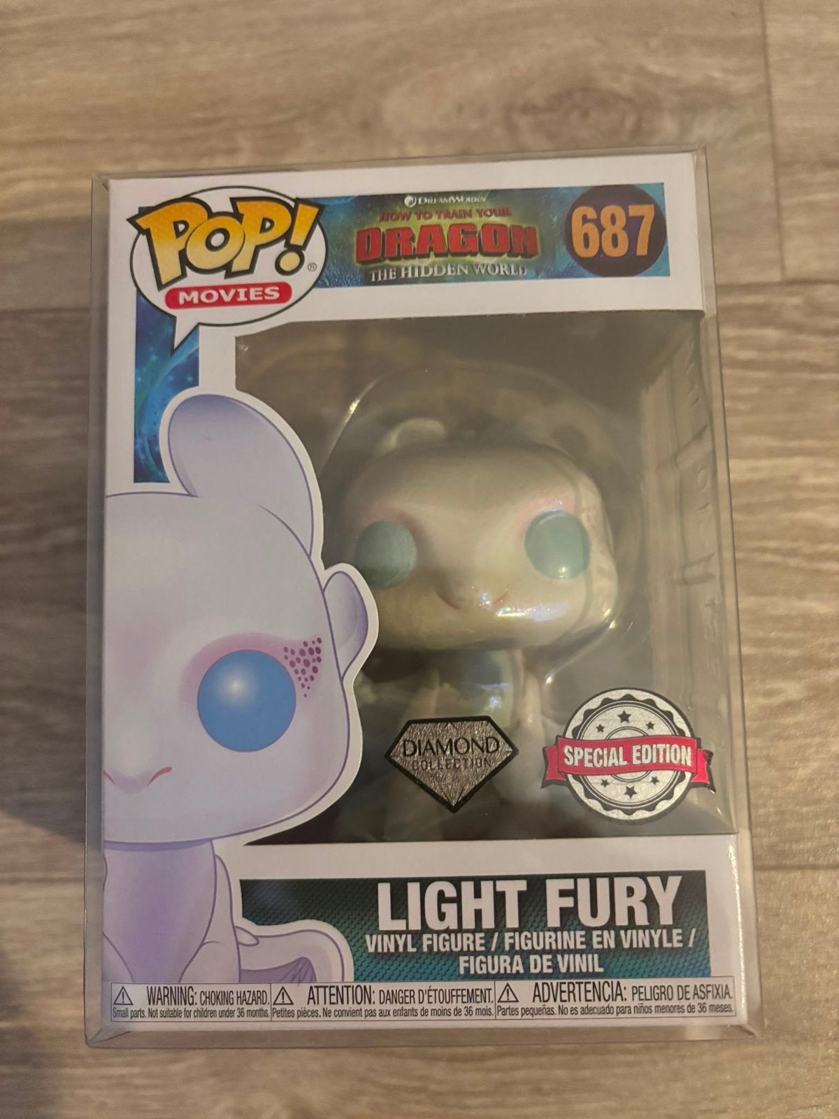 Funko Pop! Light Fury 687 Diamond Collection Special Editio, Verzamelen, Ophalen of Verzenden, Nieuw