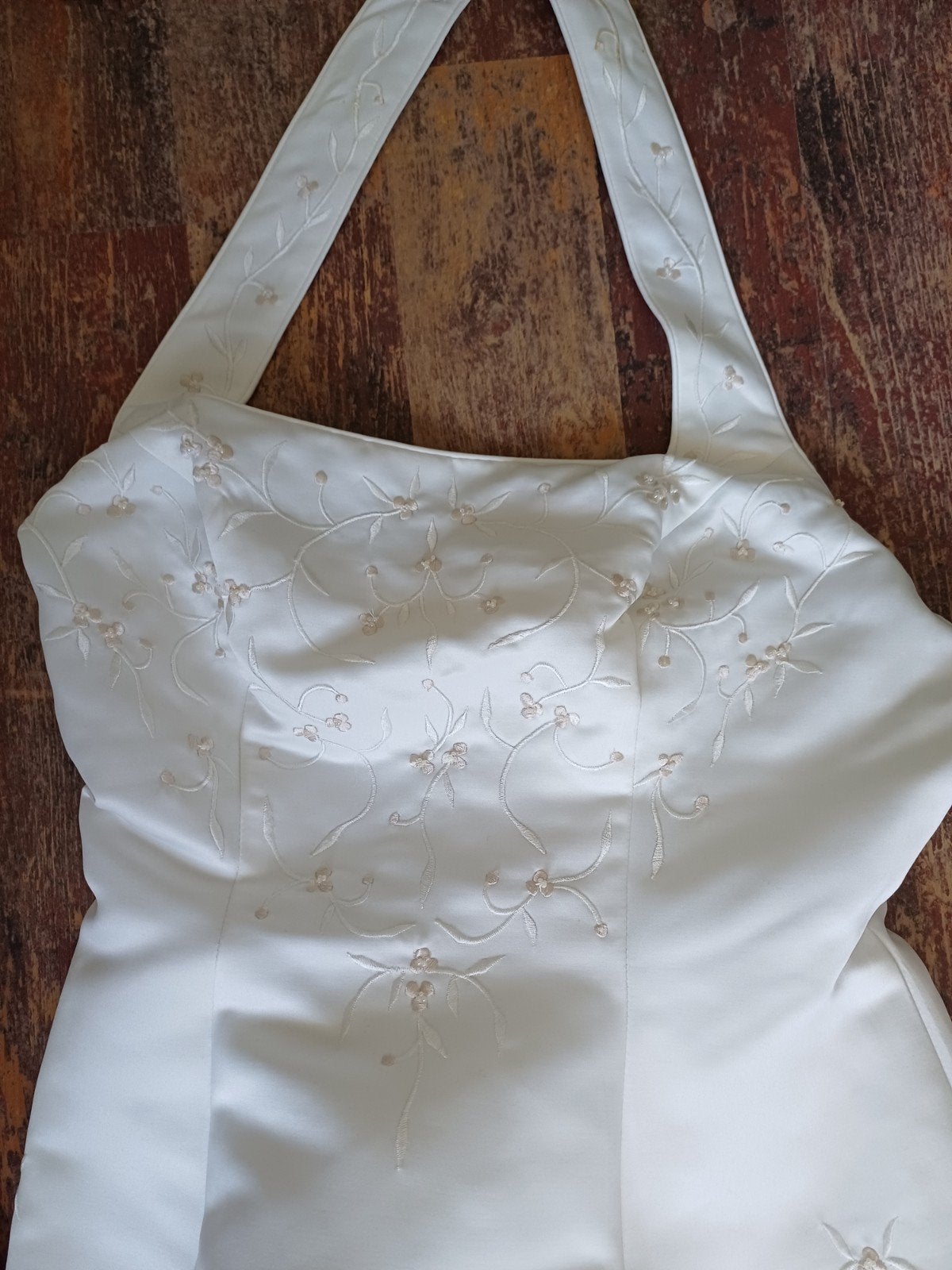 Elegante trouwjurk maat 38 met borduursels, Ophalen, Gedragen, Wit, Trouwjurk