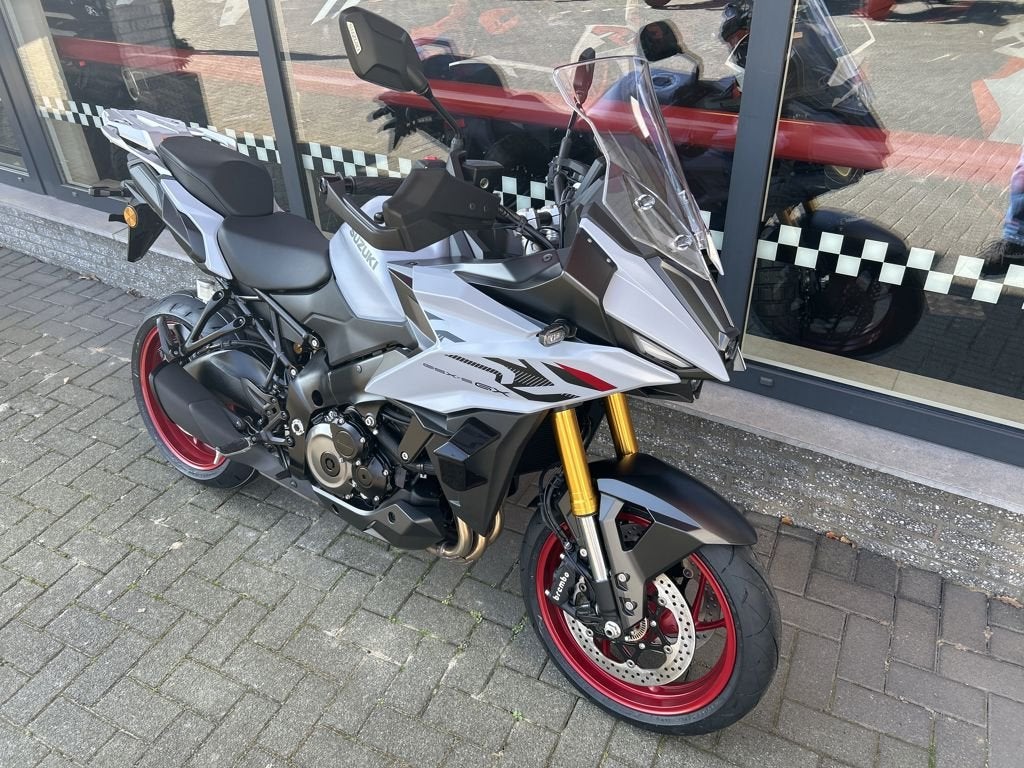 SUZUKI GSX-S 1000 GX 2026, Bedrijf, Sport