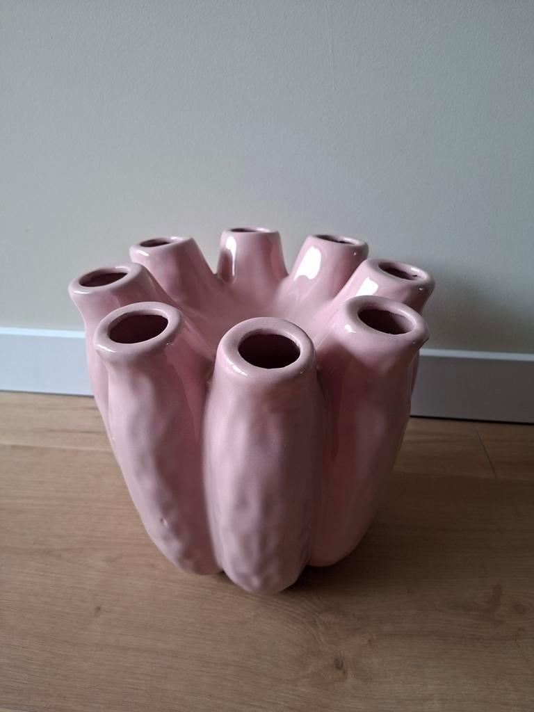 Roze tulpenvaas DK Home, 8-gaats, zo goed als nieuw, Ophalen, Overige kleuren, 50 tot 75 cm, Aardewerk of Porselein