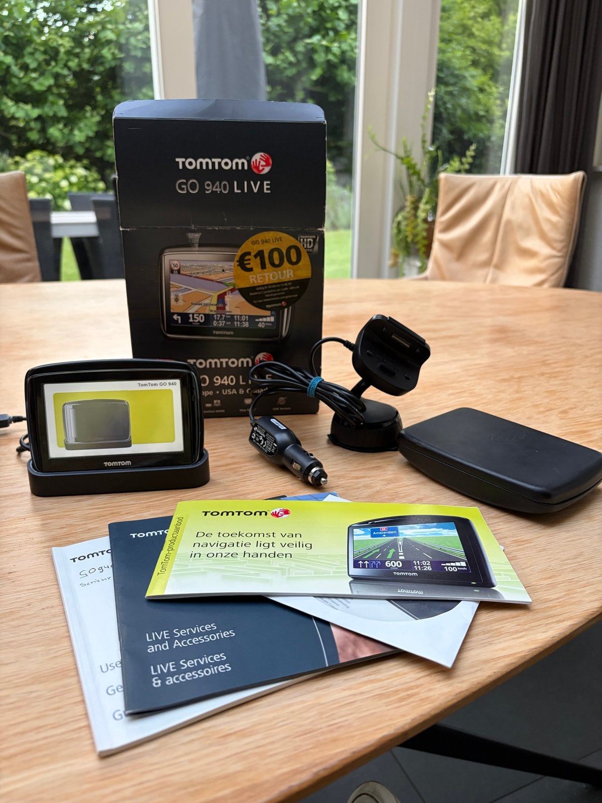 TomTom GO 940 LIVE Navigatiesysteem met accessoires, Ophalen of Verzenden, Gebruikt