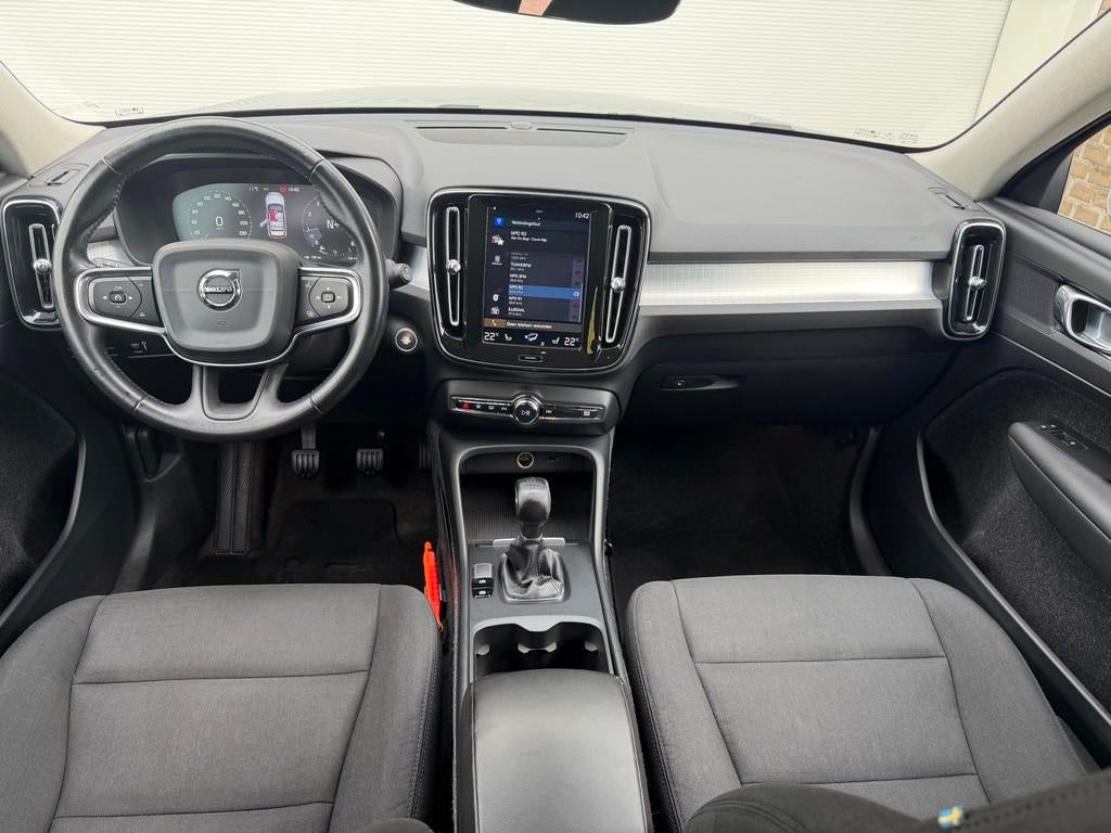 Volvo XC40 1.5 T3|Elek. trekhaak|Navigatie|Cruise|Motorrevis, Voorwielaandrijving, Stof, Gebruikt, 156 pk