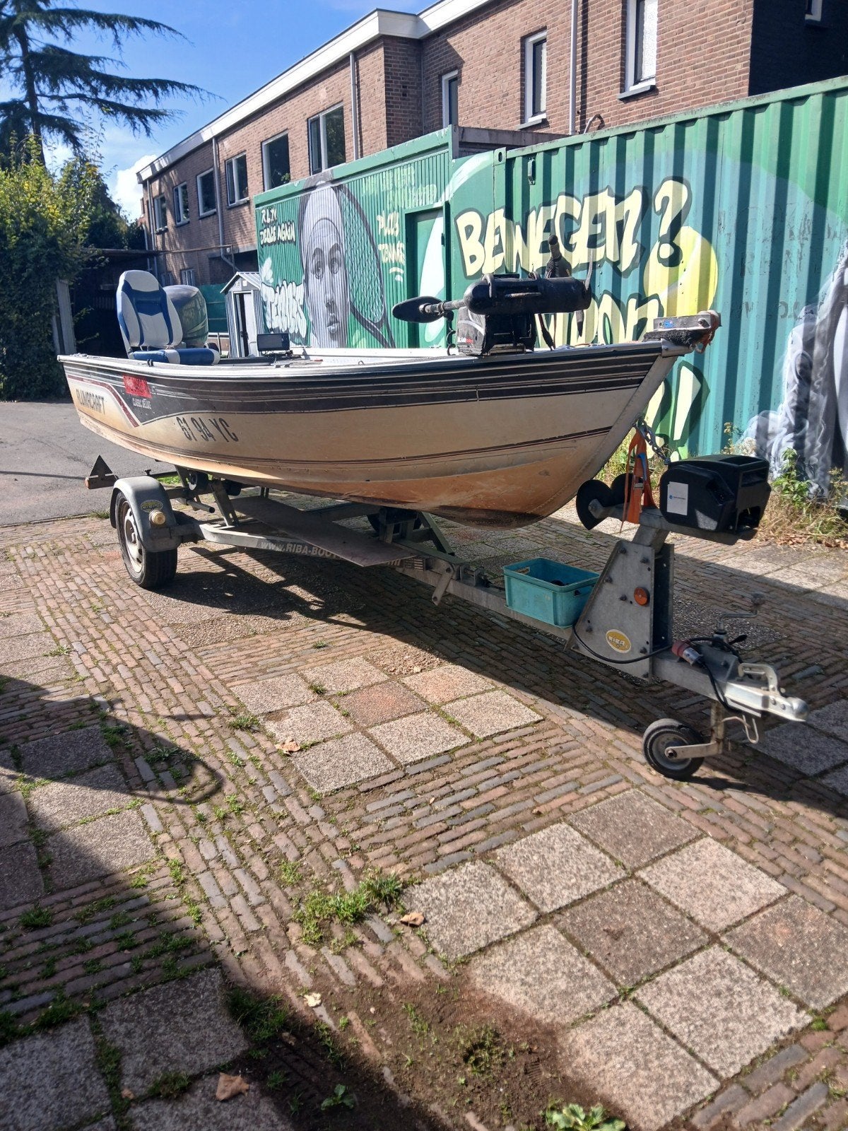 Visboot AlumaCraft +trailer, Ophalen, Benzine